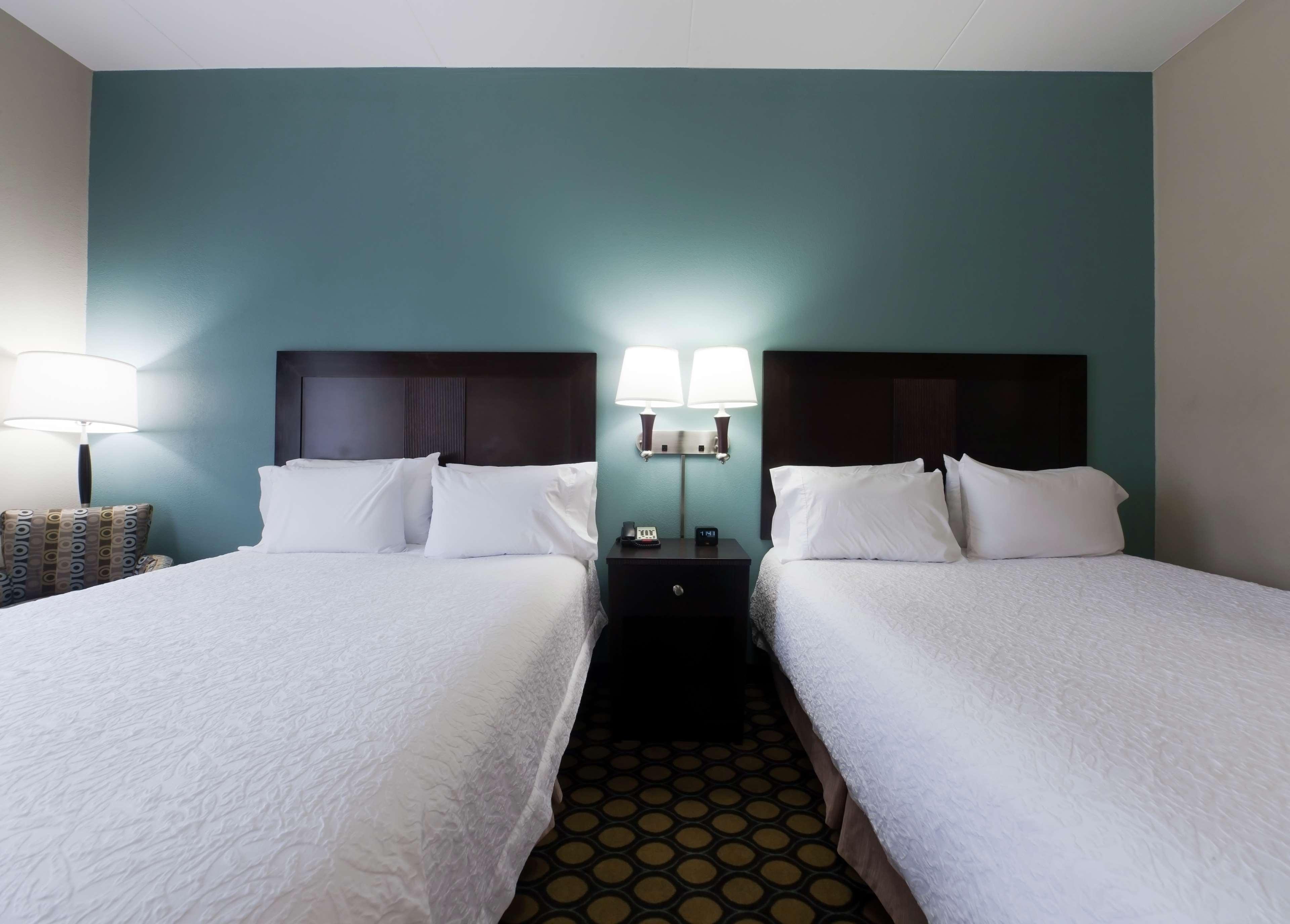 Hampton Inn North Brunswick Nj Eksteriør billede