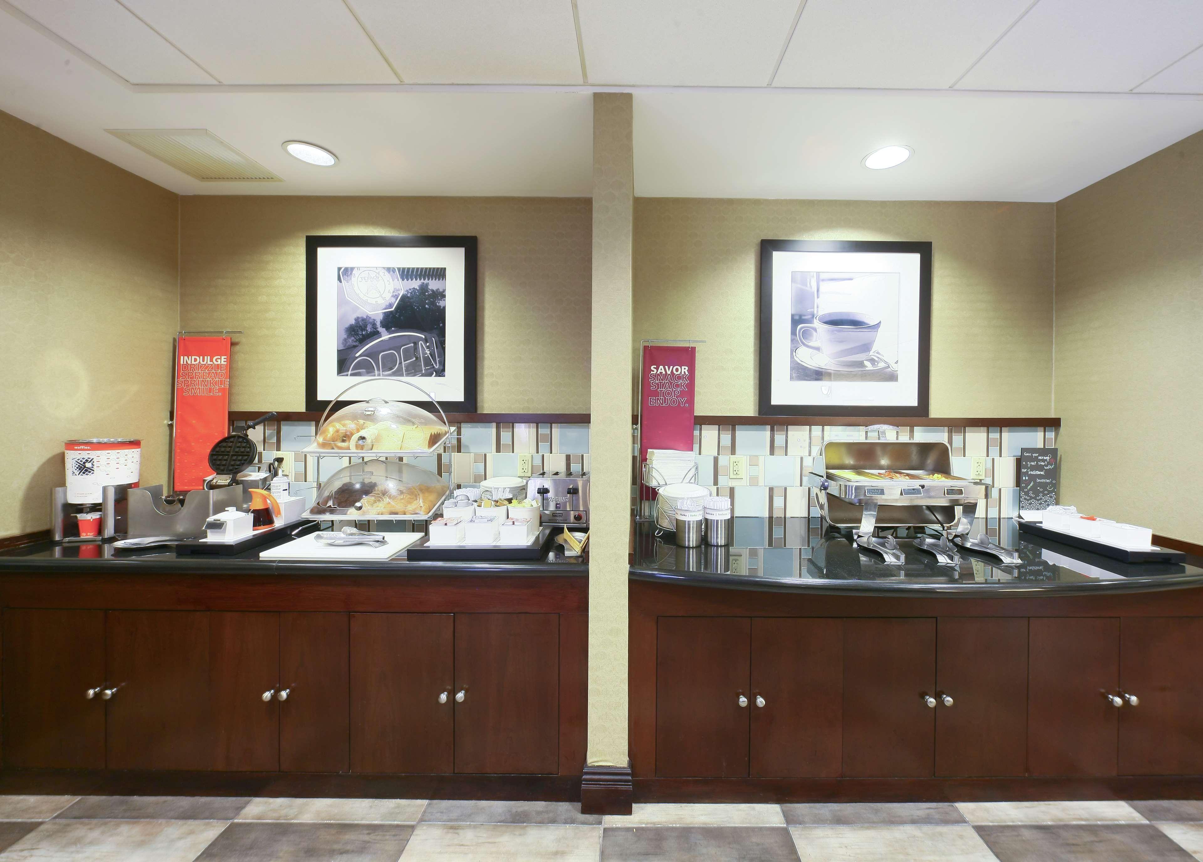Hampton Inn North Brunswick Nj Eksteriør billede