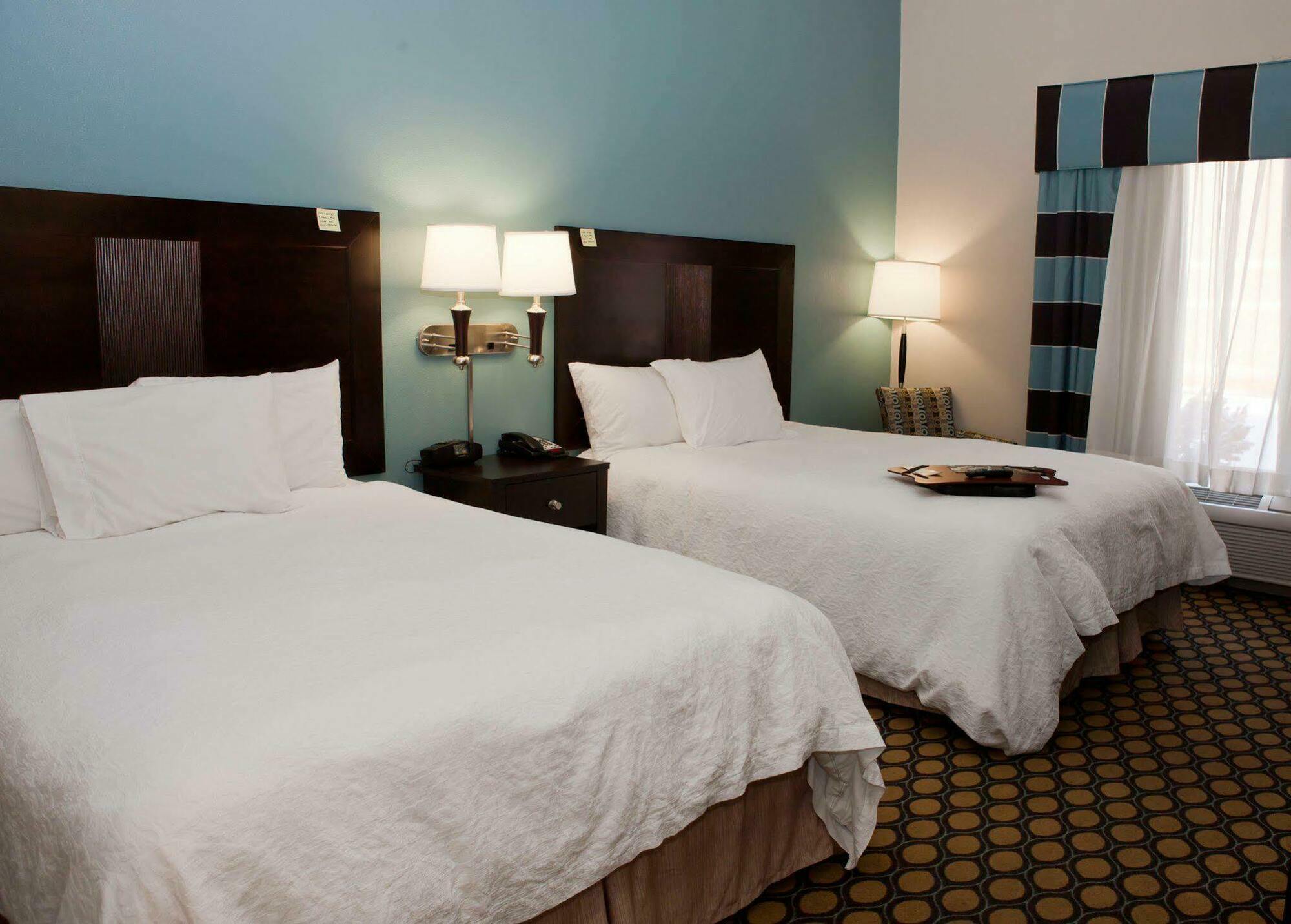 Hampton Inn North Brunswick Nj Eksteriør billede